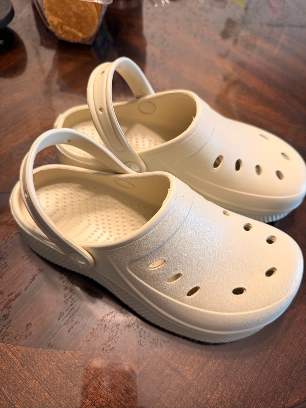 Kids Cream Slip-On Clog with Back Strap Size 5/6
